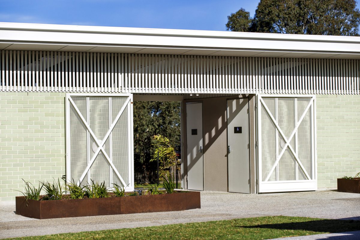 Sandfield Reserve Amenities, Carrum Downs – gallery image 1
