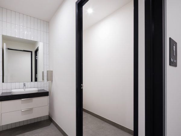 Woodberry Way Epping – gallery image